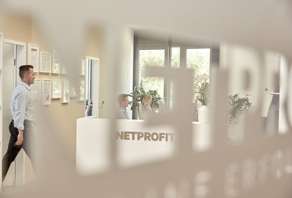 /assets/images/d/netprofit-indoor-r4se5008t0yzy1k.jpg